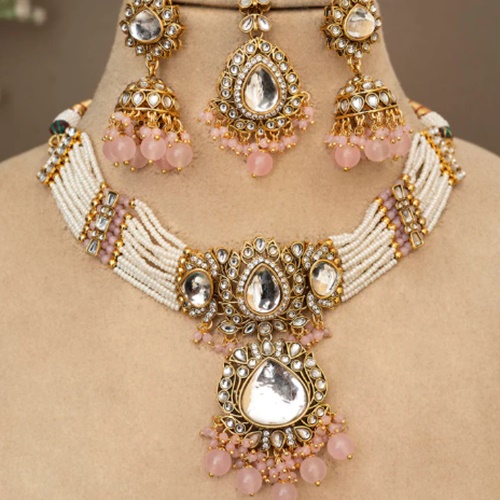 Keerti necklace set